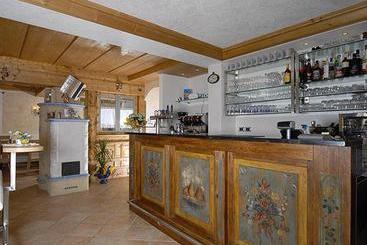 هتل B&b Meublè Giustina