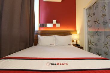 ホテル Reddoorz @ Candi Sambisari