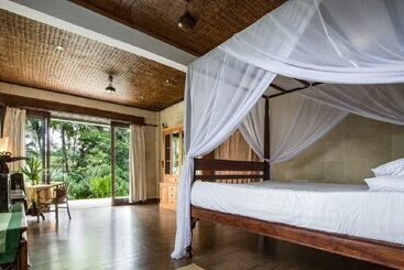 Отель The Bali Purnati Center For The Arts