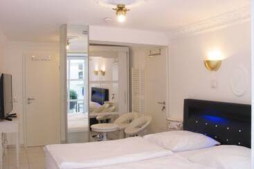 آپارتمانهای توریستها Apartment Storchenfärbe