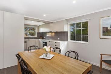 Corella Cottage