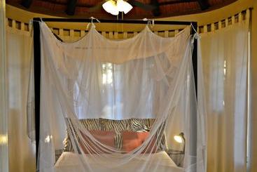 Kruger River Villas  Treetop Loft