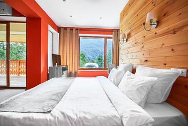 هتل Park Chalet Residence
