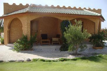 تختخواب و صبحانه Le Clos Des Oliviers