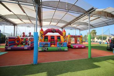 Rentopolis Villa Al Mareluna Village