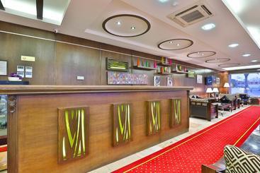 Al Yamamah Palace Suites Yanbu By Oyo Rooms