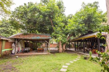 هاستل Jaco Inn