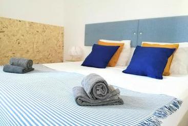 تختخواب و صبحانه Casa Blu Guesthouse   Maison D Hôtes