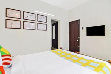 پانسیون Elegant 1br Stay Near Technopark