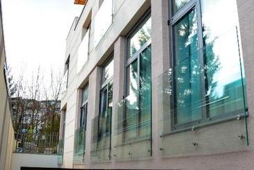 Olympic 84 Apartments