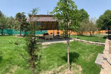 پانسیون Guest House Nauka#81