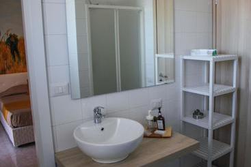 تختخواب و صبحانه Belice Rooms