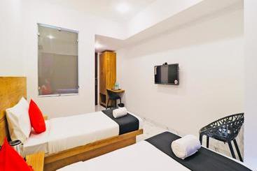 هتل Capital O 47534 Gazelle Inn