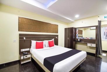 Capital O 44536 Hotel Pc Palace