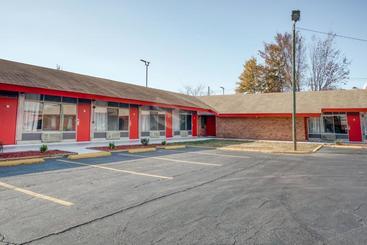 هتل Greensboro Nc Northeast