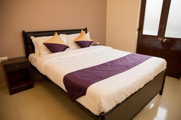 هتل Dom Carlos Resort