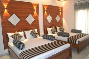 هتل Samren Restaurant And Guest House
