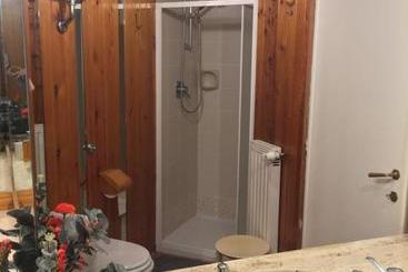 تختخواب و صبحانه Spinabella Home
