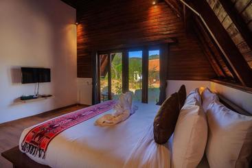 پانسیون Tanjung Lima Villas Labuan Bajo