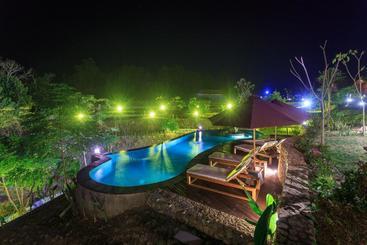 پانسیون Tanjung Lima Villas Labuan Bajo