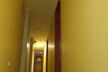 پانسیون Hostal El Tornillo