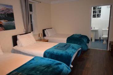تختخواب و صبحانه The Watling Inn