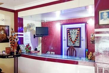 هتل Govind Inn