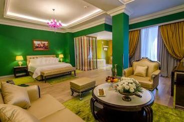 Phoenicia Boutique Hotel & Casino - Adults Only