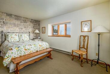 הוסטל Harbor Guest House