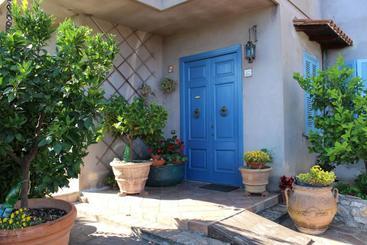 تختخواب و صبحانه Le Coste