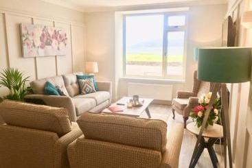 تختخواب و صبحانه Seaclusion Luxury Guest Accommodation
