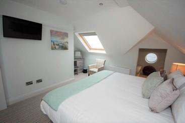 تختخواب و صبحانه Seaclusion Luxury Guest Accommodation