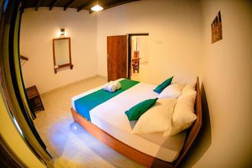 تختخواب و صبحانه Kandy Spice Villa