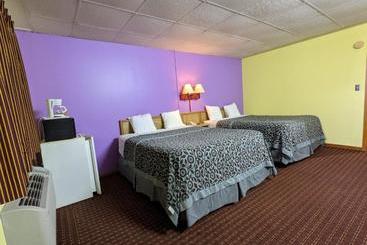 مُتل Great Plains Budget Inn