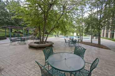 هتل Cabot Lodge Millsaps