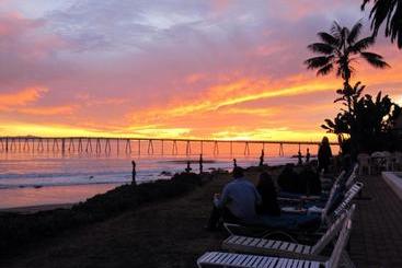 هتل Cliff House Inn