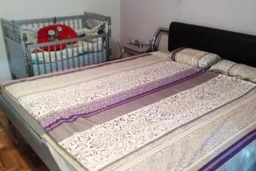 تختخواب و صبحانه Sunce