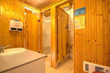 هاستل Hi Charlottetown Backpacker S Inn