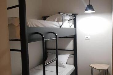بنسيون Dimitri Guest House