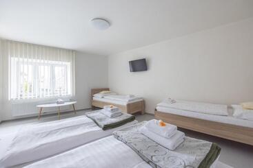 Pensjonat A Studio Veselka Litomyšl