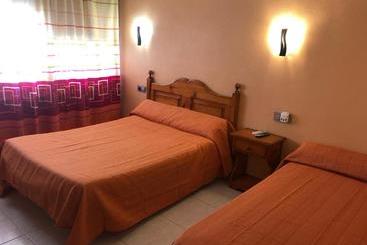 پانسیون Hostal La Parrilla Monegros Ii