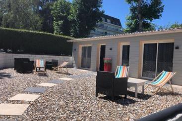 هتل La Piscine