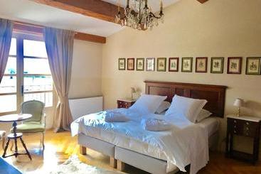 تختخواب و صبحانه Domaine De La Chapelle