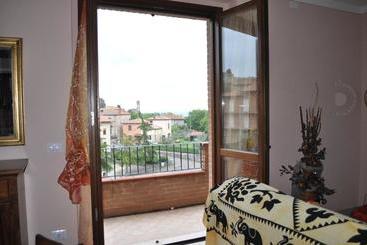 پانسیون La Terrazza Da Barbara