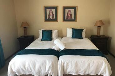 Отель The Farmhouse