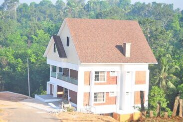 منتجع Indimasi Ayurveda & Healing Village