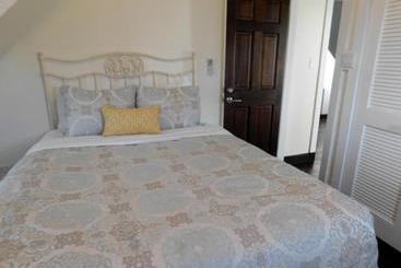 هتل Sapodilla House