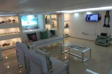 Mallorca Suites Apartaments