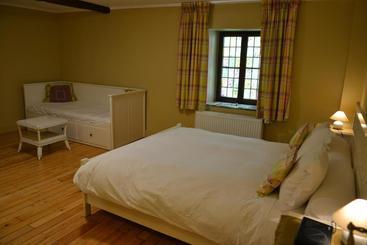 هتل Auberge De Bouvignes