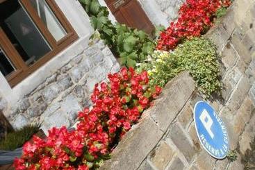 هتل Auberge De Bouvignes